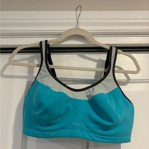 Victoria Secret Sports Bra 36D